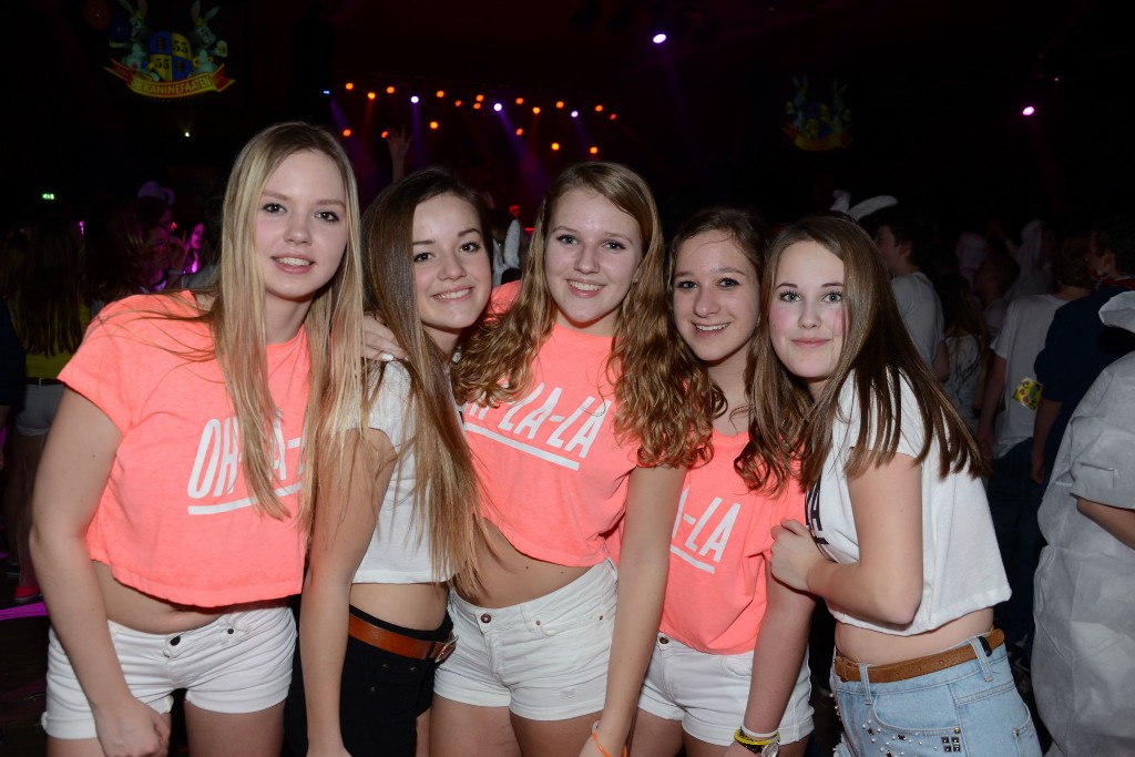 ../Images/Jeugddisco White Edition 329.jpg